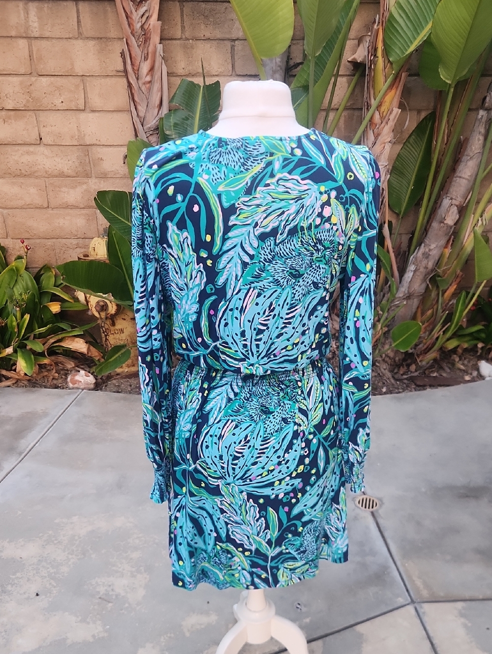 Lilly Pulitzer Tally Smocked Dress Catty Purrsonality Blue Long Sleeve Medium - Picture 4 of 11
